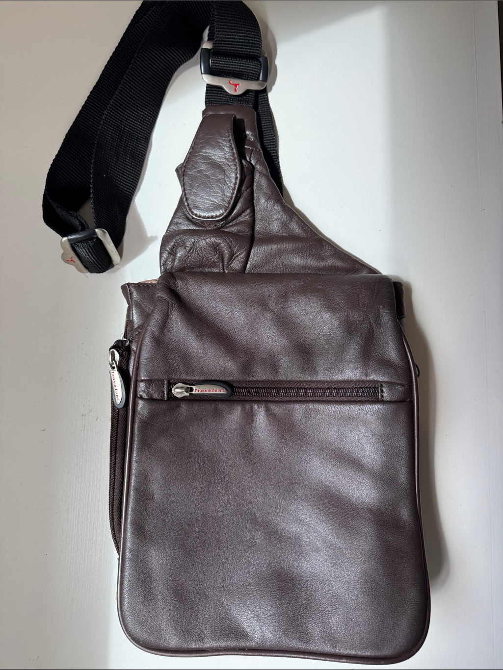 Travelon Brown Leather Crossbody Bag With Adjustable Strap.